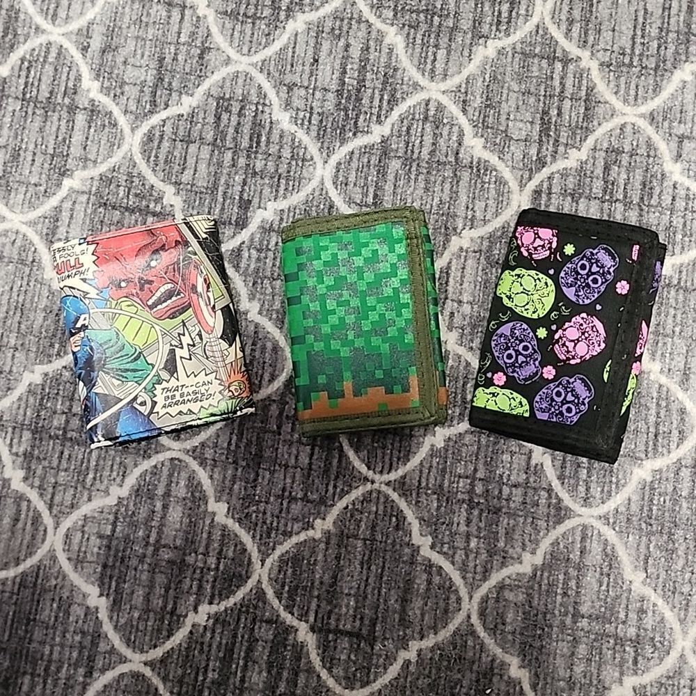 Lot of 3 billfolds